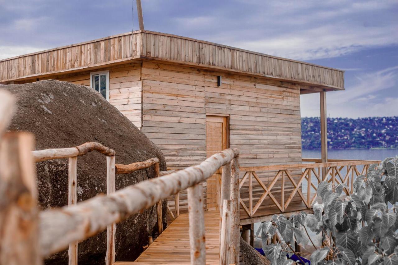 מוואנזה Single Cabin With Lake View מראה חיצוני תמונה