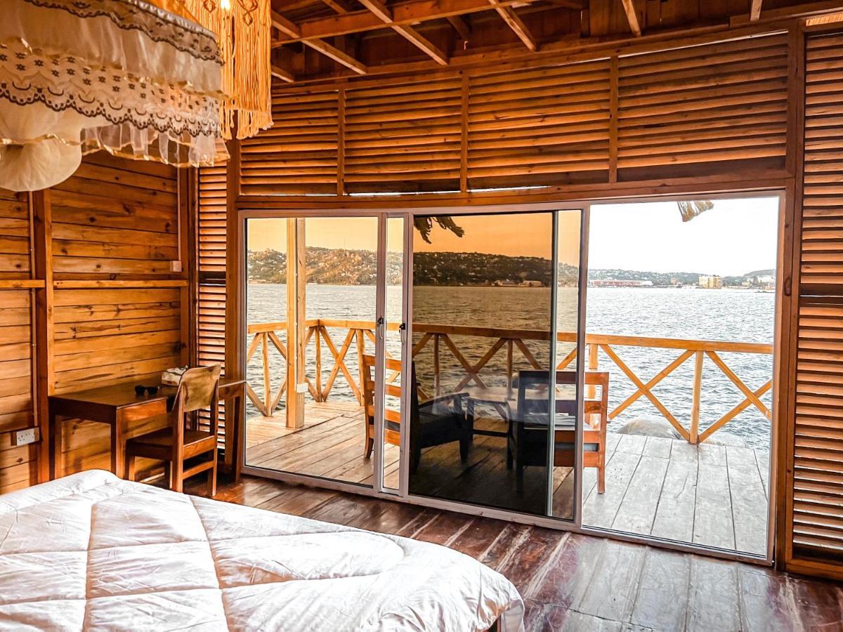 מוואנזה Single Cabin With Lake View מראה חיצוני תמונה